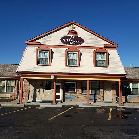 Norwalk Inn Εξωτερικό φωτογραφία