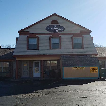 Norwalk Inn Εξωτερικό φωτογραφία