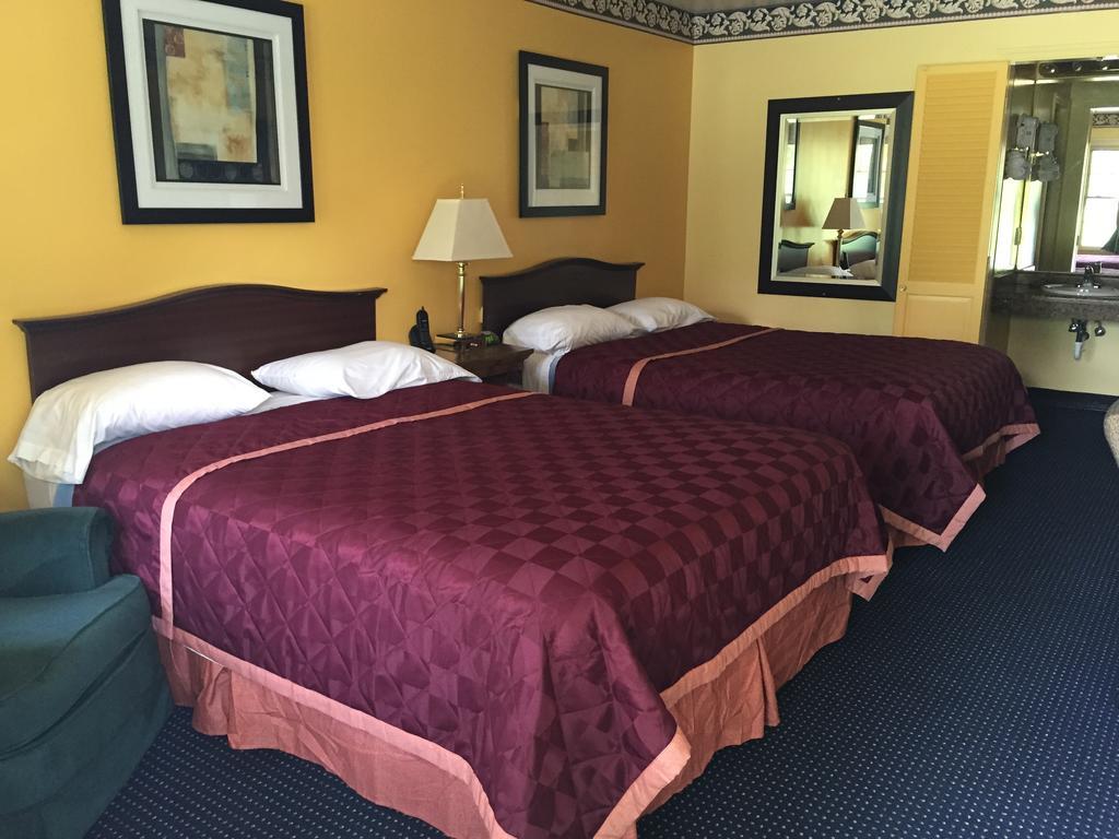 Norwalk Inn Δωμάτιο φωτογραφία