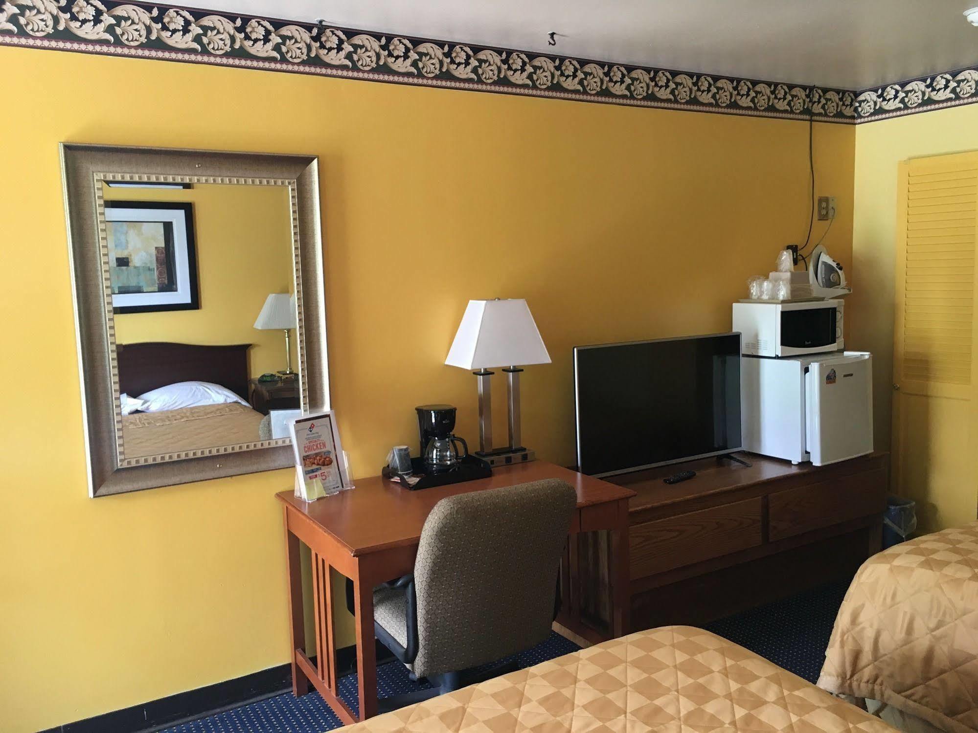 Norwalk Inn Εξωτερικό φωτογραφία